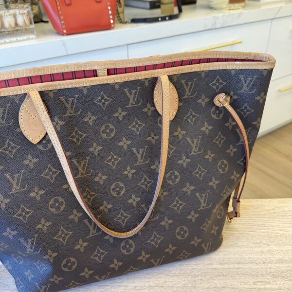 Louis Vuitton Monogram Neverfull MM Cerise
