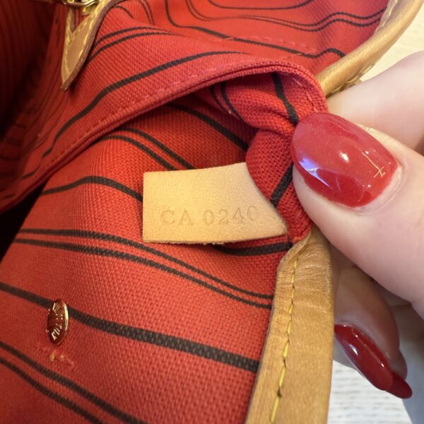 Louis Vuitton Monogram Neverfull MM Cerise