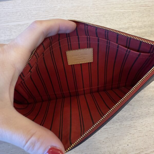 Louis Vuitton Monogram Neverfull Pochette MM/GM