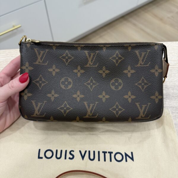 Louis Vuitton Monogram Pochette Accessoires NM