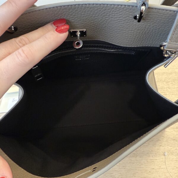 Machine Paris Lutece PM Grained Leather Top-Handle Bag Elephant