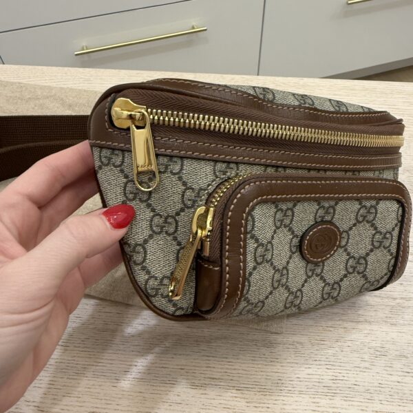 Gucci GG Supreme Interlocking G Belt Bag