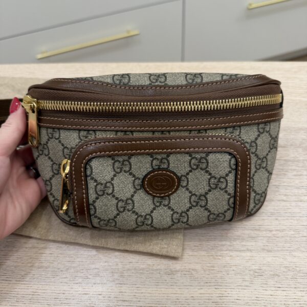 Gucci GG Supreme Interlocking G Belt Bag