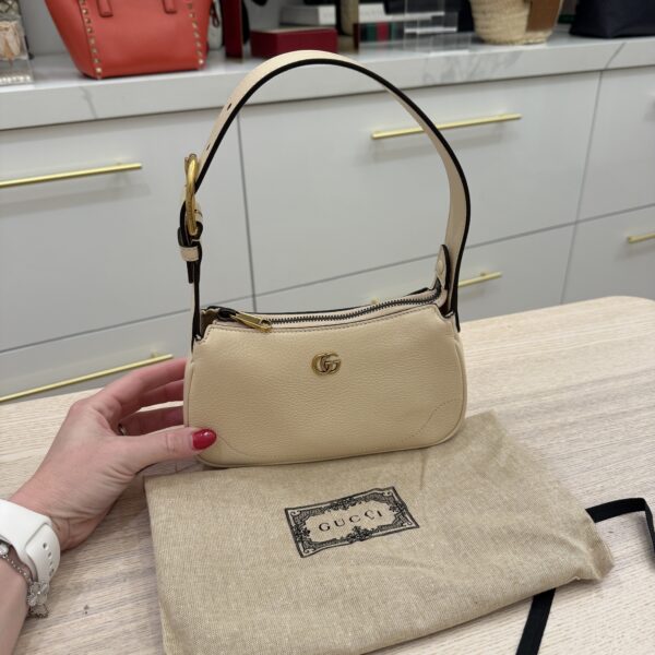 Gucci Goatskin Mini Aphrodite Shoulder Bag Cream