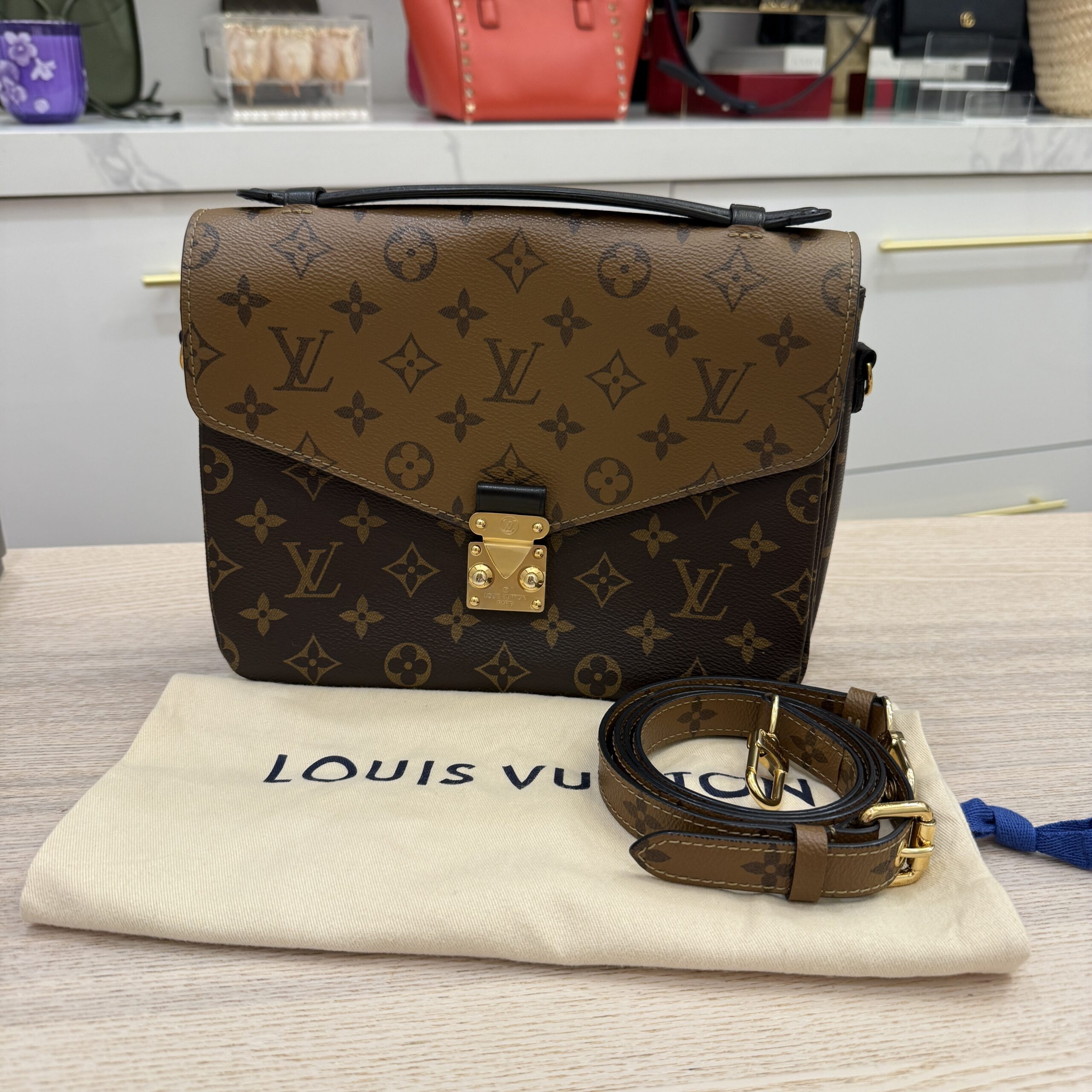 Louis Vuitton Monogram Reverse Pochette Metis