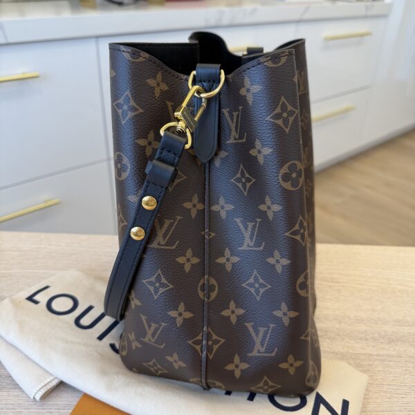 Louis Vuitton Monogram Neo Noe Noir