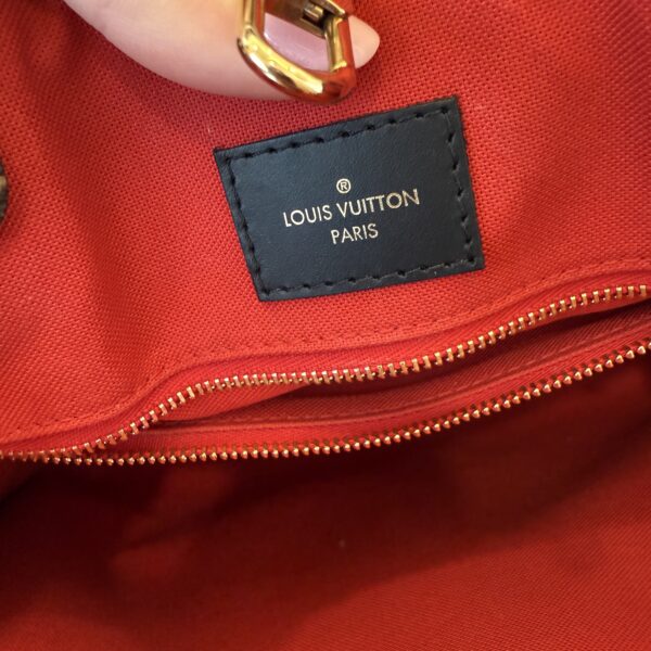 Louis Vuitton Monogram Reverse Giant Onthego MM