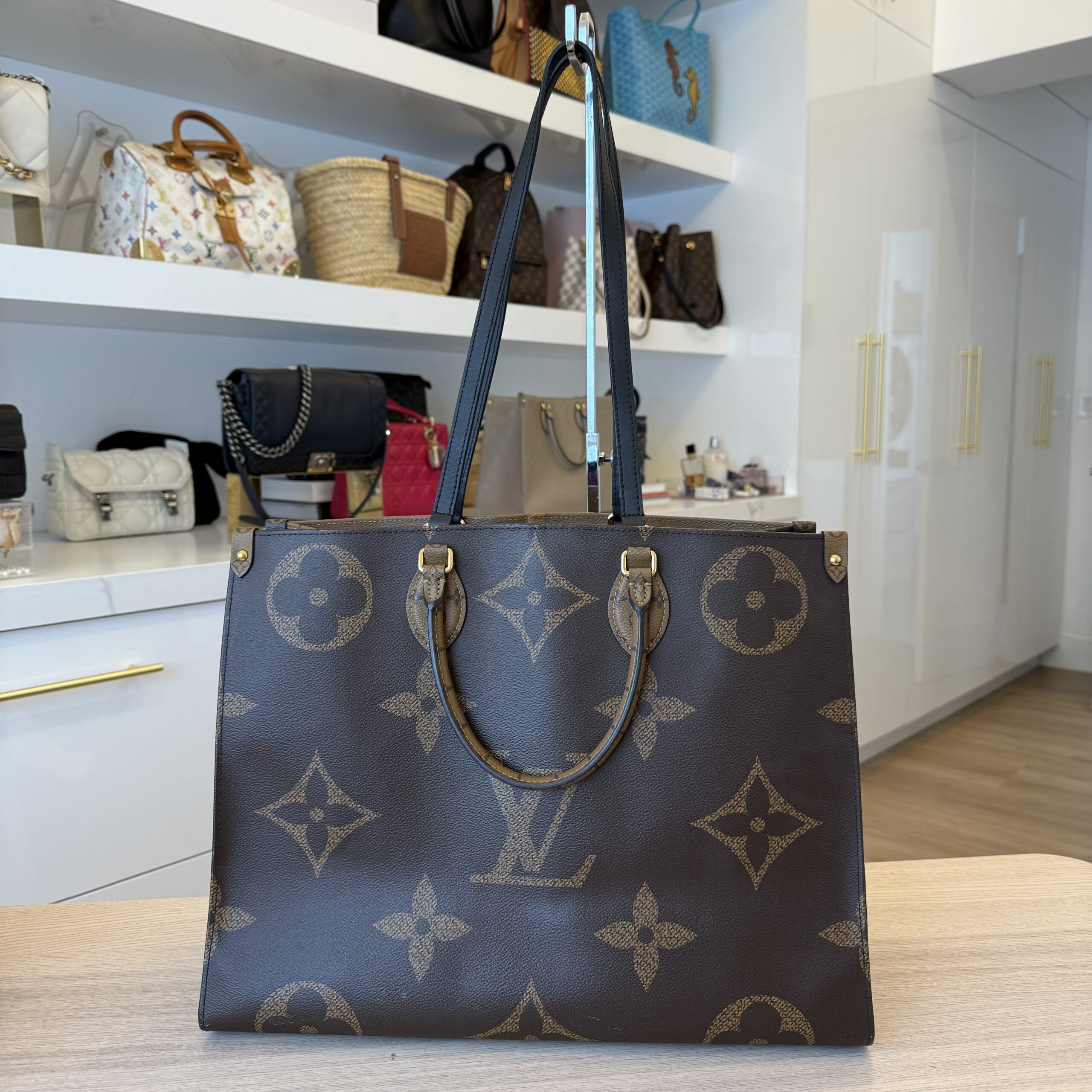 Louis Vuitton Reverse Monogram Giant Onthego GM