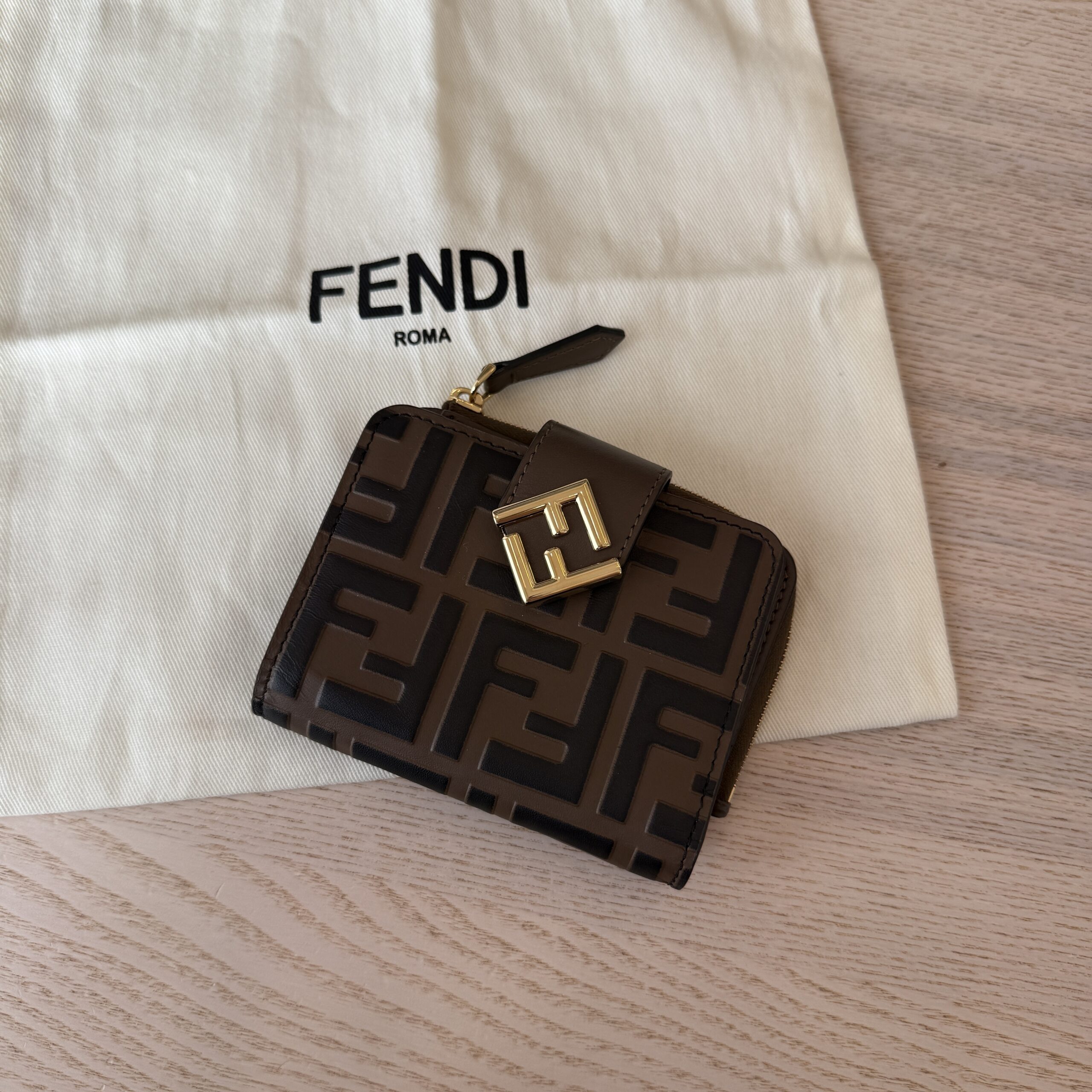 Fendi FF Diamonds Wallet Brown and black FF leather wallet