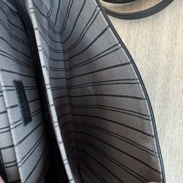 Louis Vuitton Empreinte Pochette Metis Noir