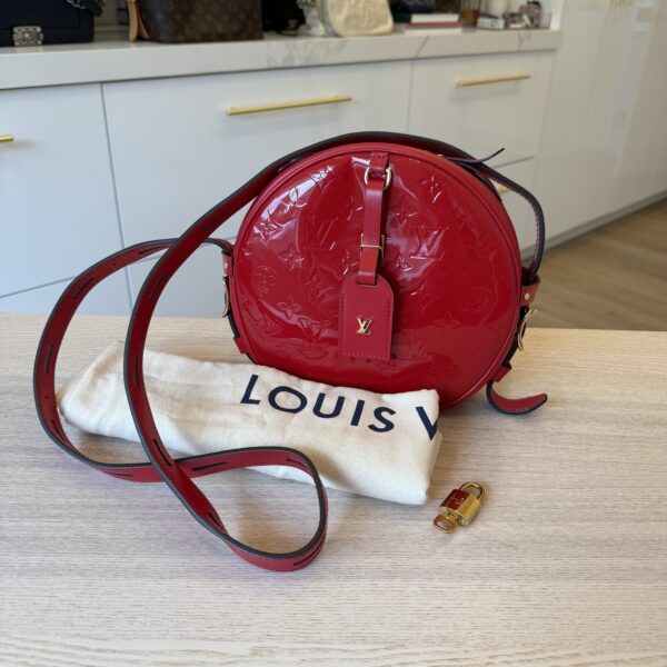 Louis Vuitton Red Monogram Vernis Boite Chapeau Souple MM Bag