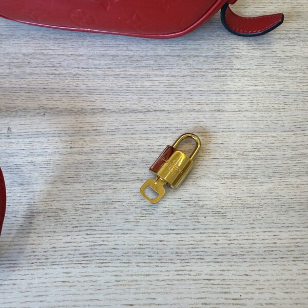 Louis Vuitton Red Monogram Vernis Boite Chapeau Souple MM Bag