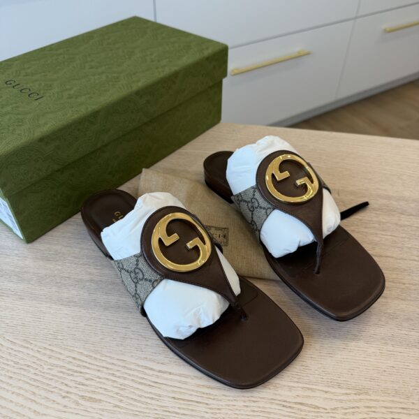 Gucci Supreme Sandals Size 38