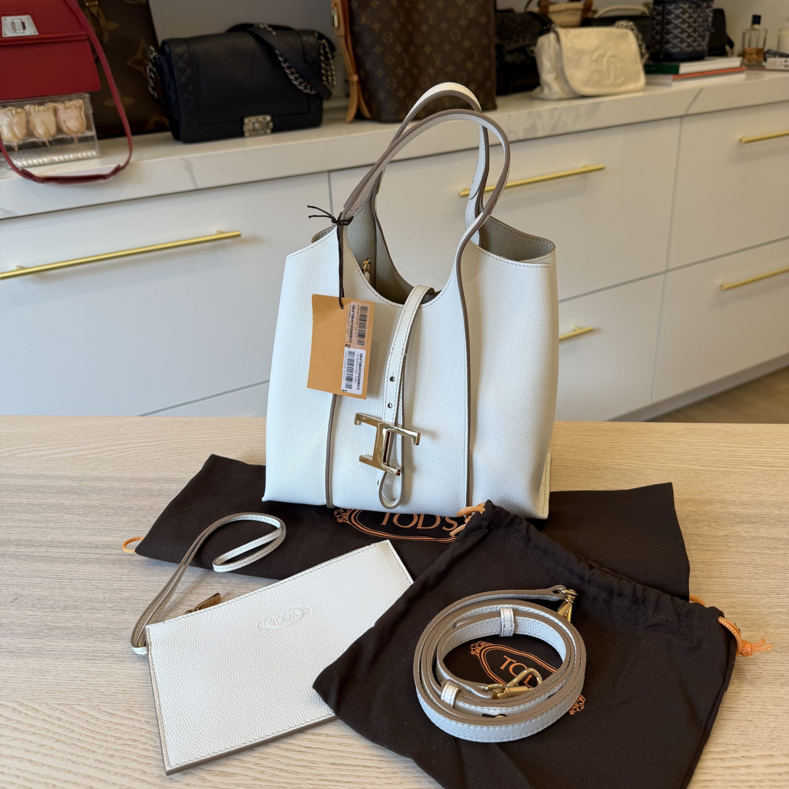 Tod's Mini T Timeless Leather Shopper Tote Bag