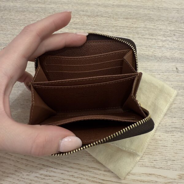 Louis Vuitton Monogram Zippy Coin Purse