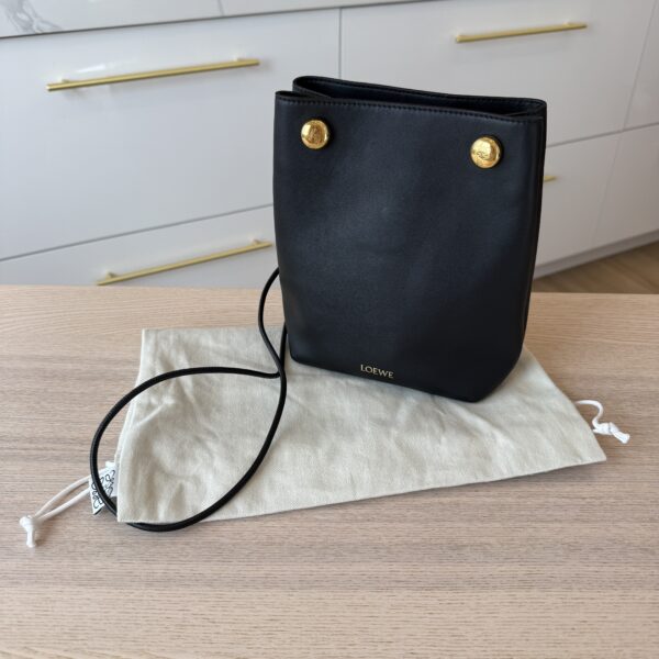 Loewe Pebble Soft Leather Pouch Black