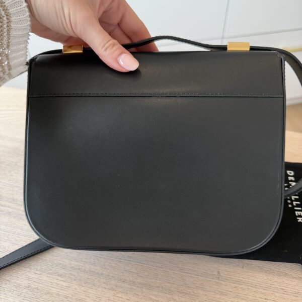 DeMellier The Vancouver Black