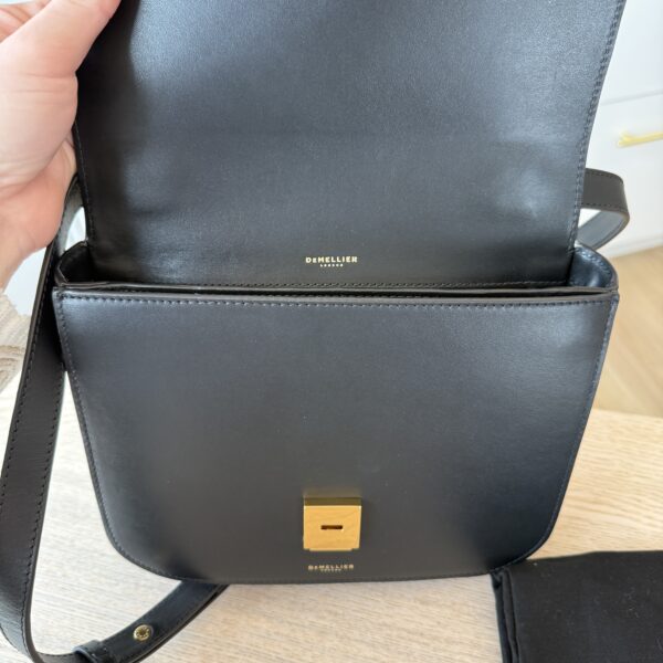 DeMellier The Vancouver Black