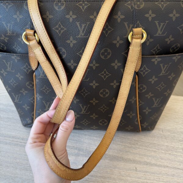Louis Vuitton Monogram Totally MM