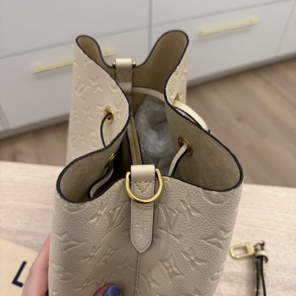 Louis Vuitton Empreinte Neonoe MM Cream