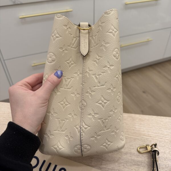 Louis Vuitton Empreinte Neonoe MM Cream