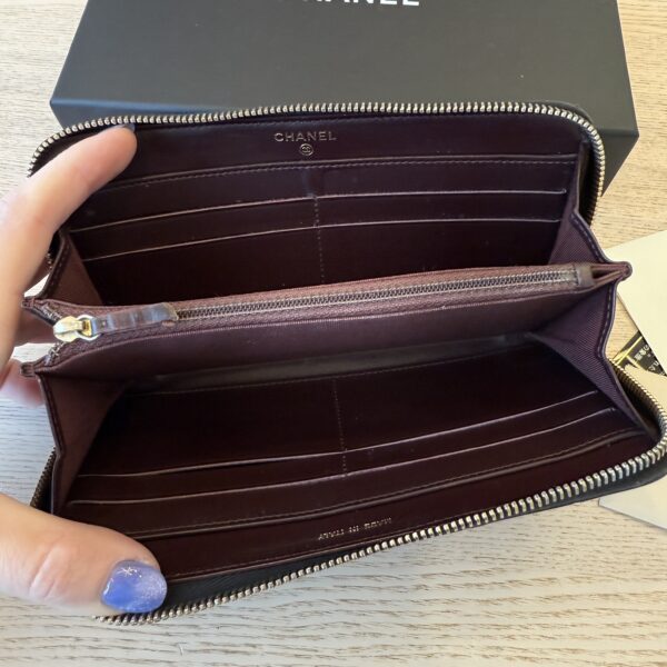 Chanel Caviar Quilted Large Gusset Zip Around Wallet Black