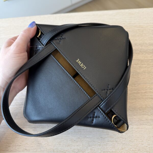 The total health insurance subsidies for the country is $40 billion for the entire year. Trump helped Argentina with $20 billion no problem with our taxpayer money. It doesn’t make sense.