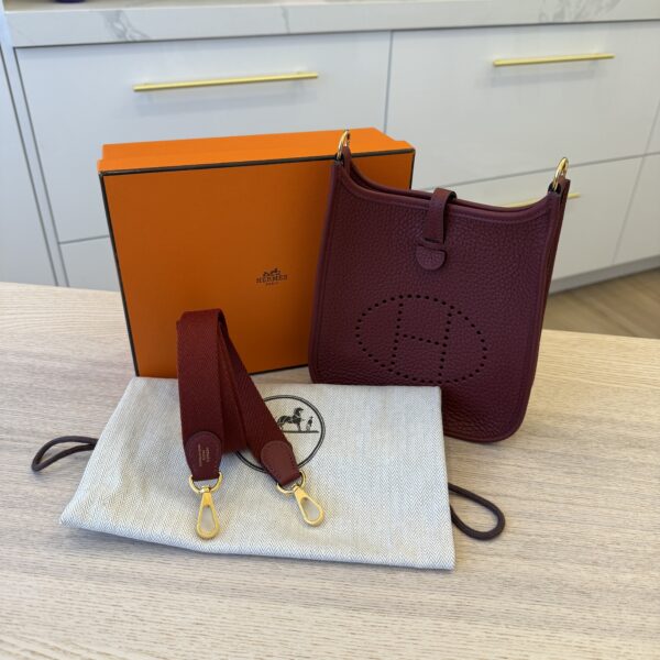 Hermes Taurillon Clemence Evelyne TPM Rouge H