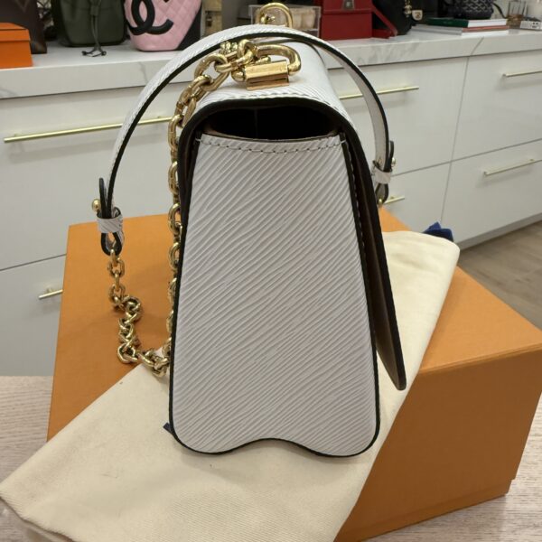 Louis Vuitton Epi Twist Shoulder Bag MM White