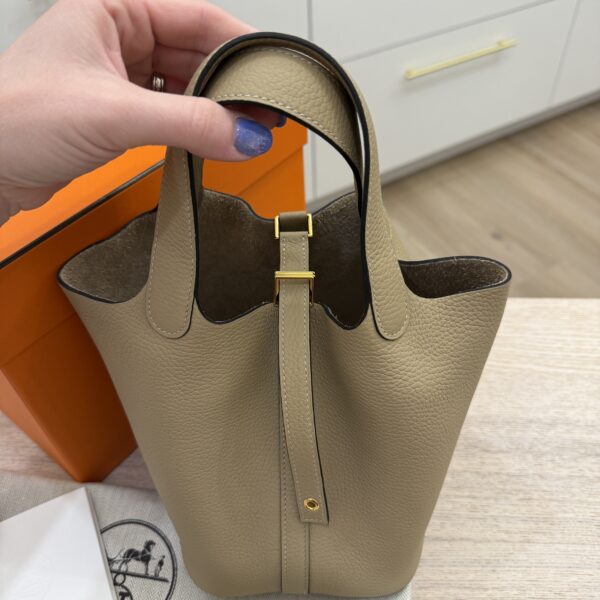 Hermes Taurillon Clemence Picotin Lock 18 PM Trench Gold Hardware