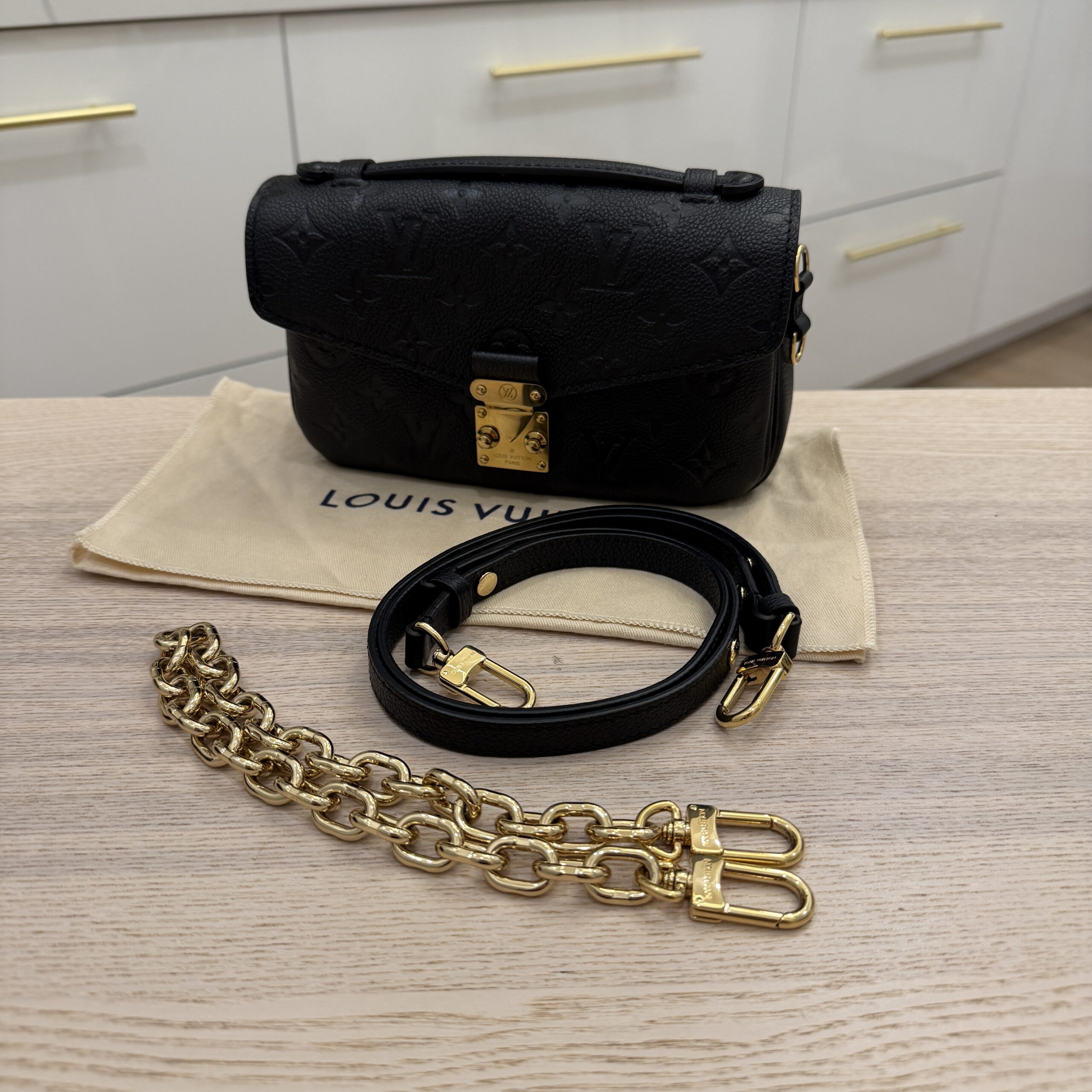 Louis Vuitton Monogram Empreinte Noir Pochette Métis East West