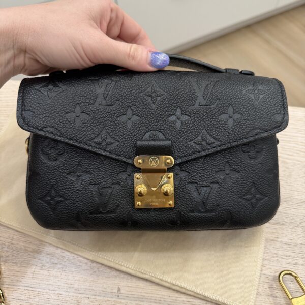 Louis Vuitton Monogram Empreinte Noir Pochette Métis East West