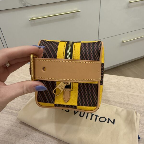 Louis Vuitton Damier Pop Locker Dopp Kit