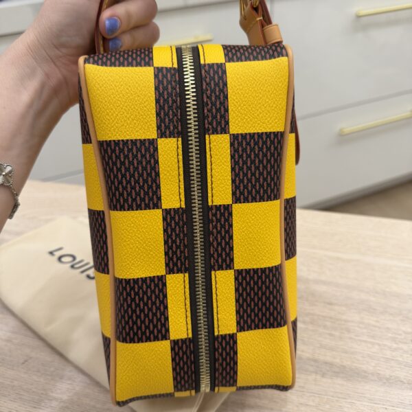Louis Vuitton Damier Pop Locker Dopp Kit