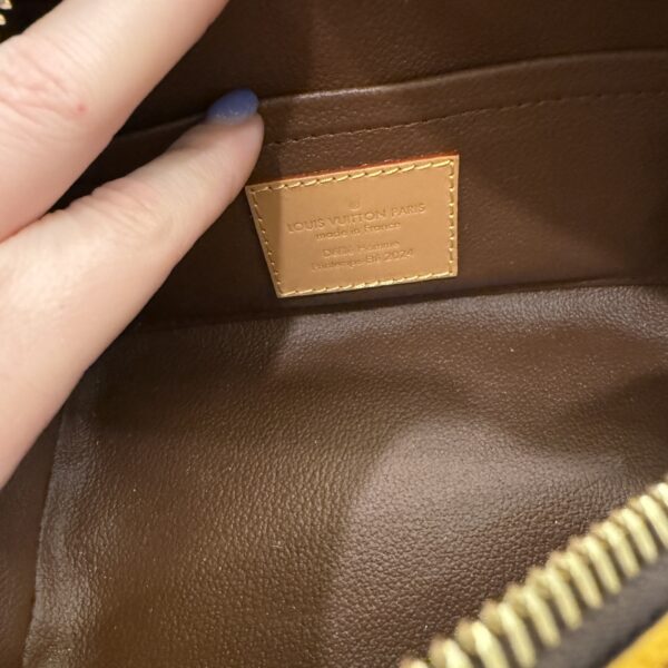 Louis Vuitton Damier Pop Locker Dopp Kit