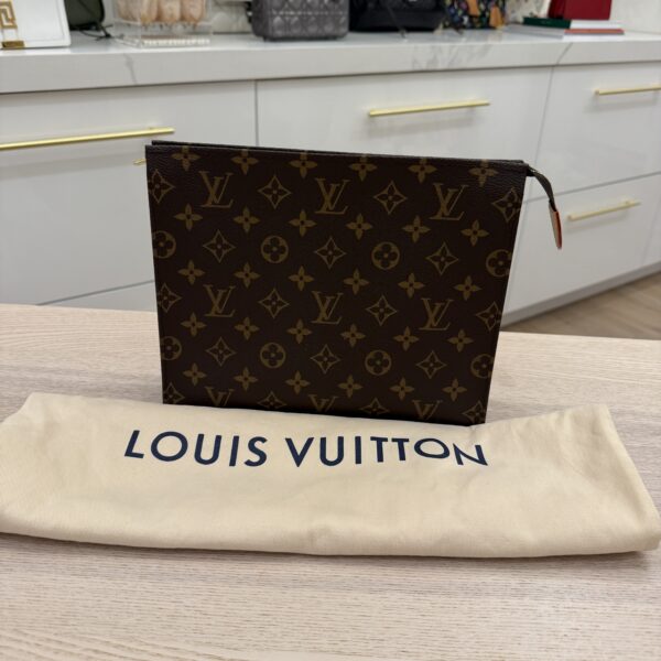 Louis Vuitton Monogram Toiletry 26 Trio Pink