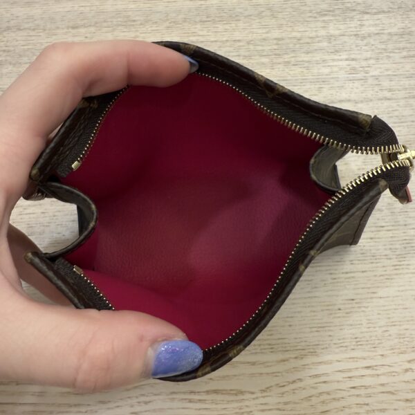 Louis Vuitton Monogram Trio Toiletry 15 Fuchsia