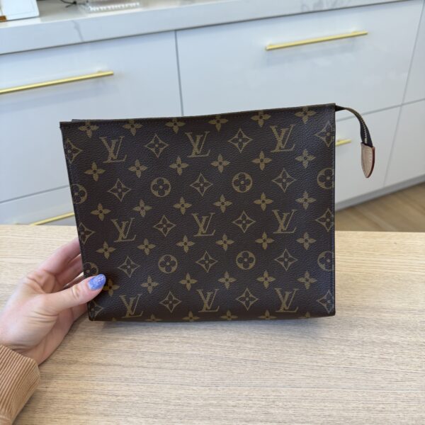 Louis Vuitton Monogram Toiletry 26