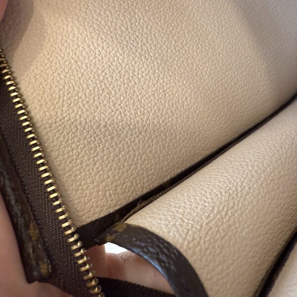 Louis Vuitton Monogram Toiletry 26