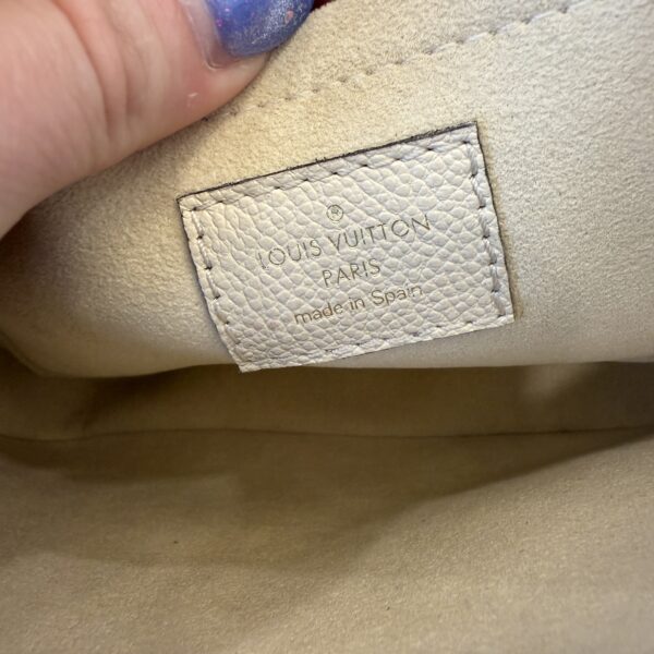 Louis Vuitton Empreinte Monogram Giant Multi Pochette Accessories Creme