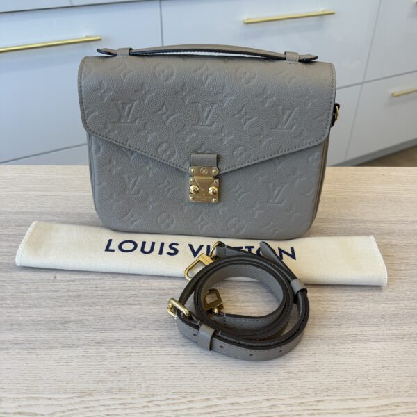 Louis Vuitton Empreinte Pochette Metis Tourterelle