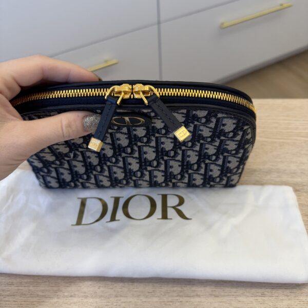 Christian Dior 30 Montaigne Aphrodite Pouch