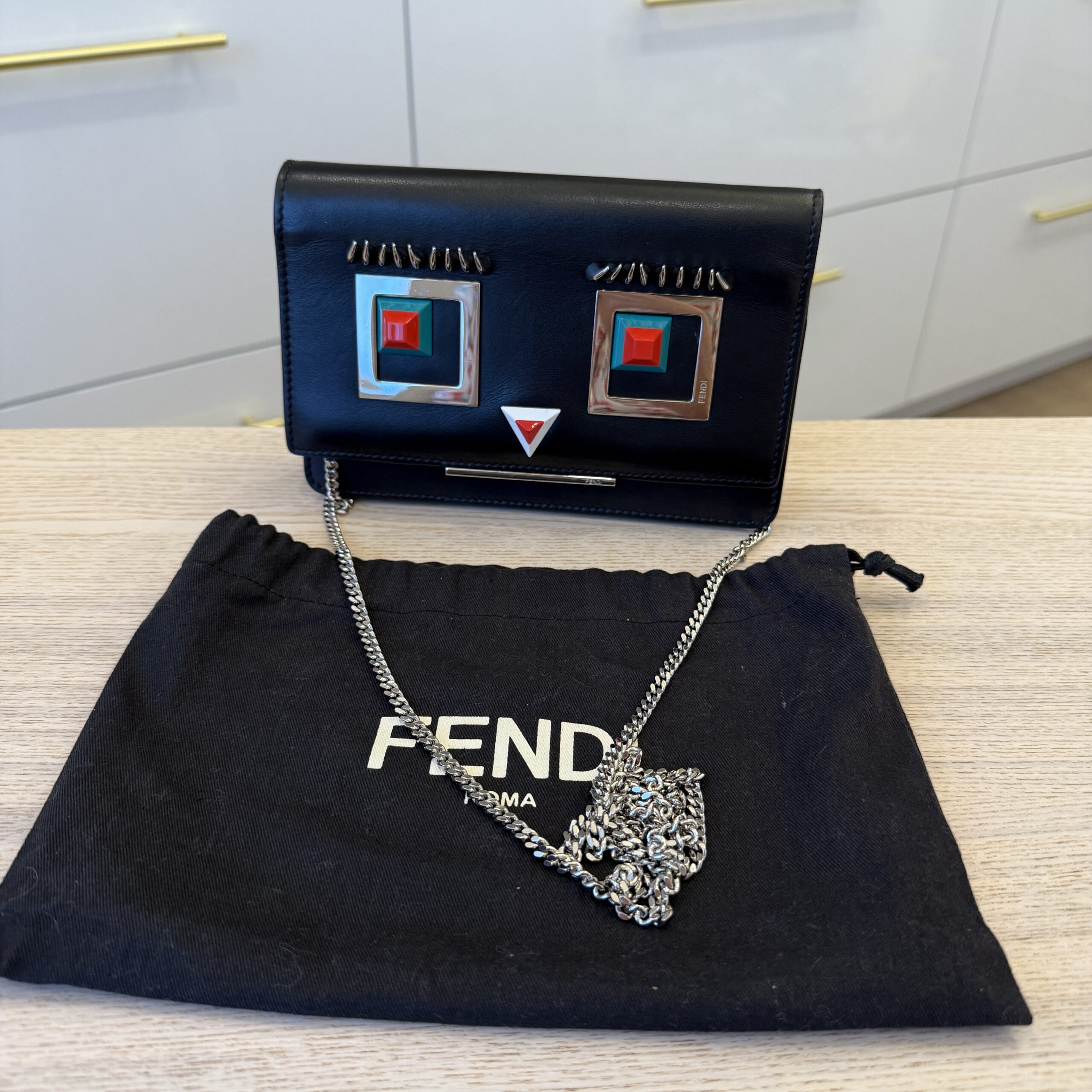 Fendi Hypnoteyes Tube Wallet On Chain