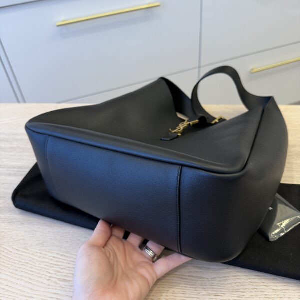 Saint Laurent (YSL) Le 5 à 7 Supple Large Shoulder Bag in Smooth Leather Black