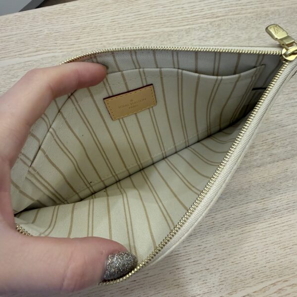 Louis Vuitton Damier Azur Neverfull Pochette MM/GM