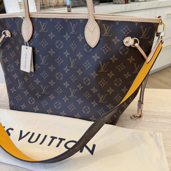 Louis Vuitton Neverfull Bandoulière Inside Out MM Safran Yellow