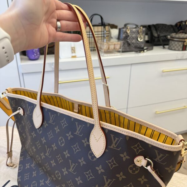 Louis Vuitton Neverfull Bandoulière Inside Out MM Safran Yellow