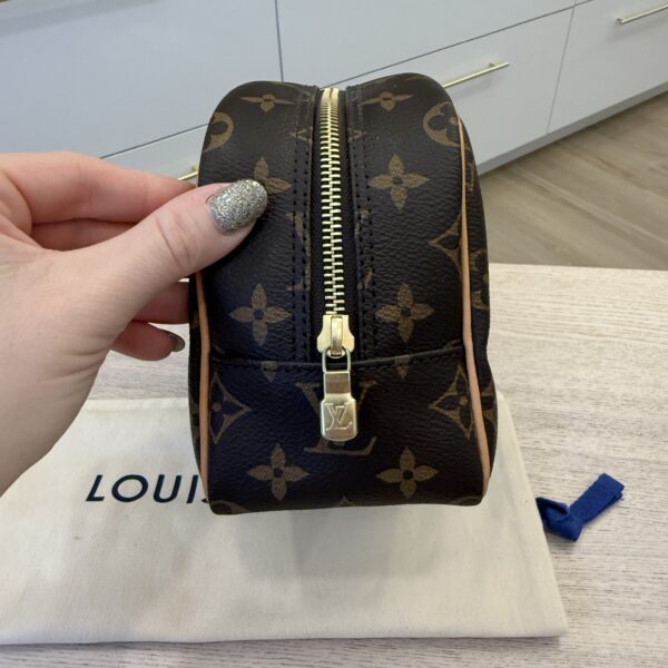 Louis Vuitton Monogram Toiletry Bag 25