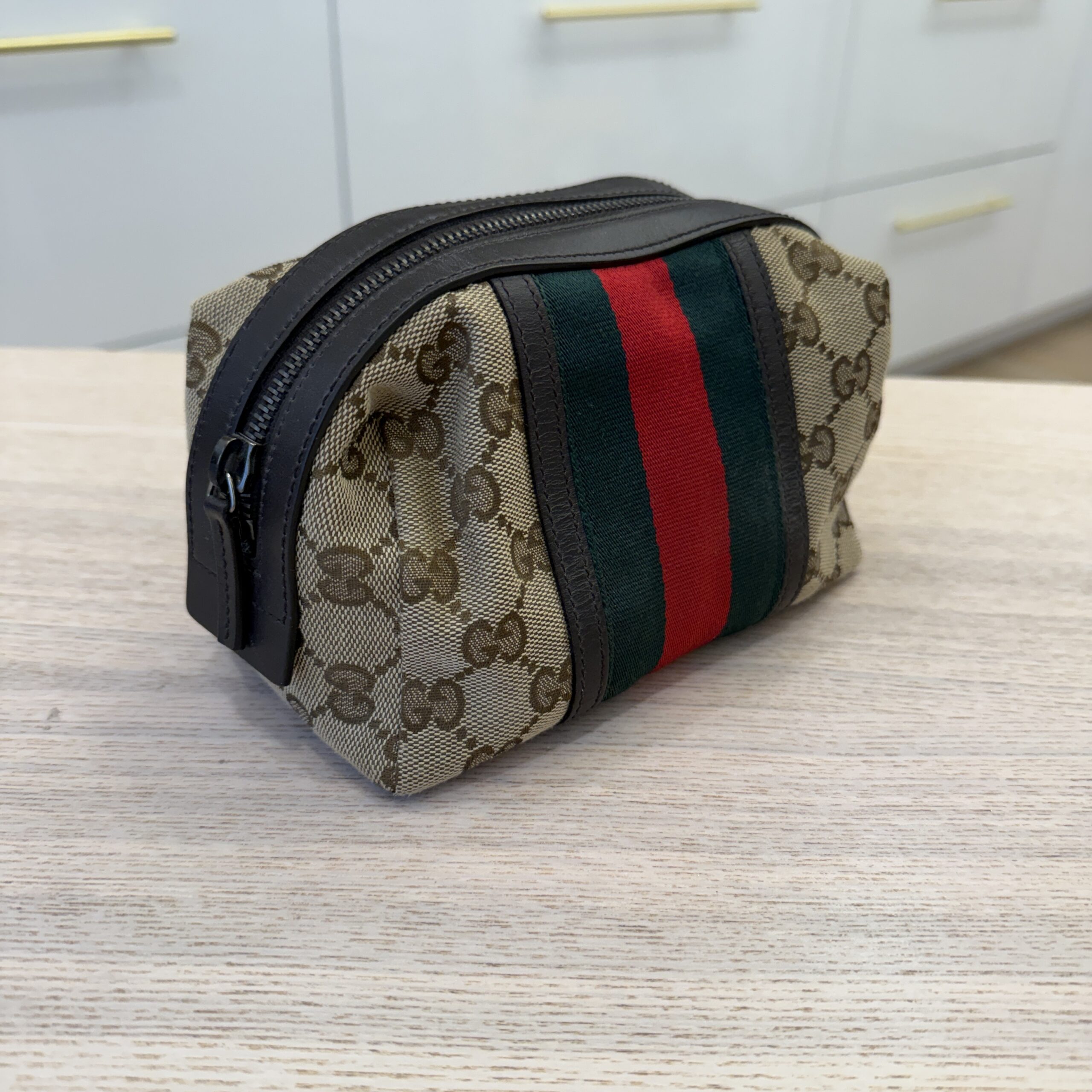 Gucci Original GG Canvas web Cosmetic Case