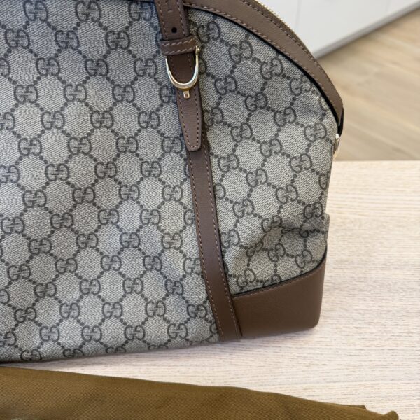 Gucci GG Supreme Medium Nice Dome Bag